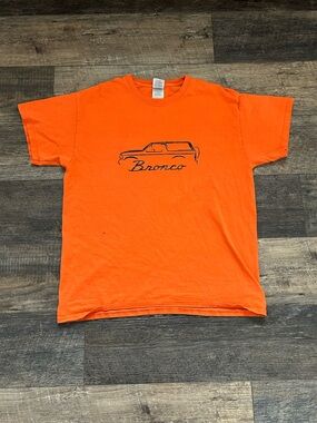 Retro Orange 1992-96 Ford Bronco Truck Classic Outline Design Tshirt Men’s Large